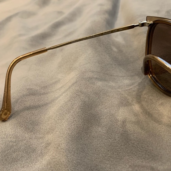 NWT Coach HC7135 Sunglasses, Light Gold/Brown/Light Brown Grey Gradient, 54 mm - Picture 9 of 10
